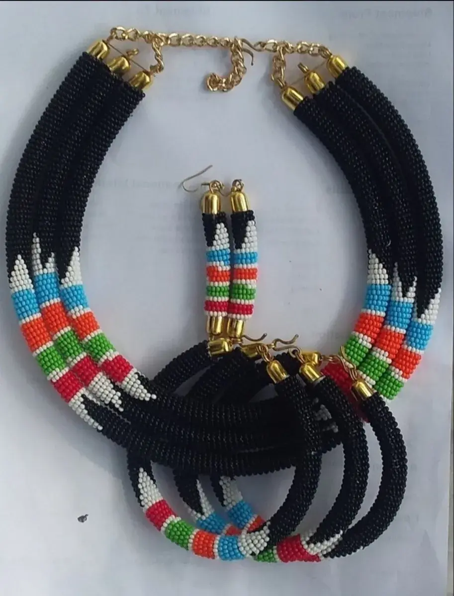 African Beaded Jewellery Set - Black Necklace, Bracelet & Earrings