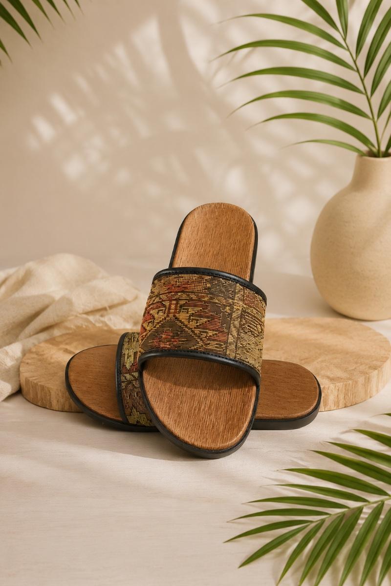 Sahara Woven Slide Sandals – African-Inspired Slippers for Men